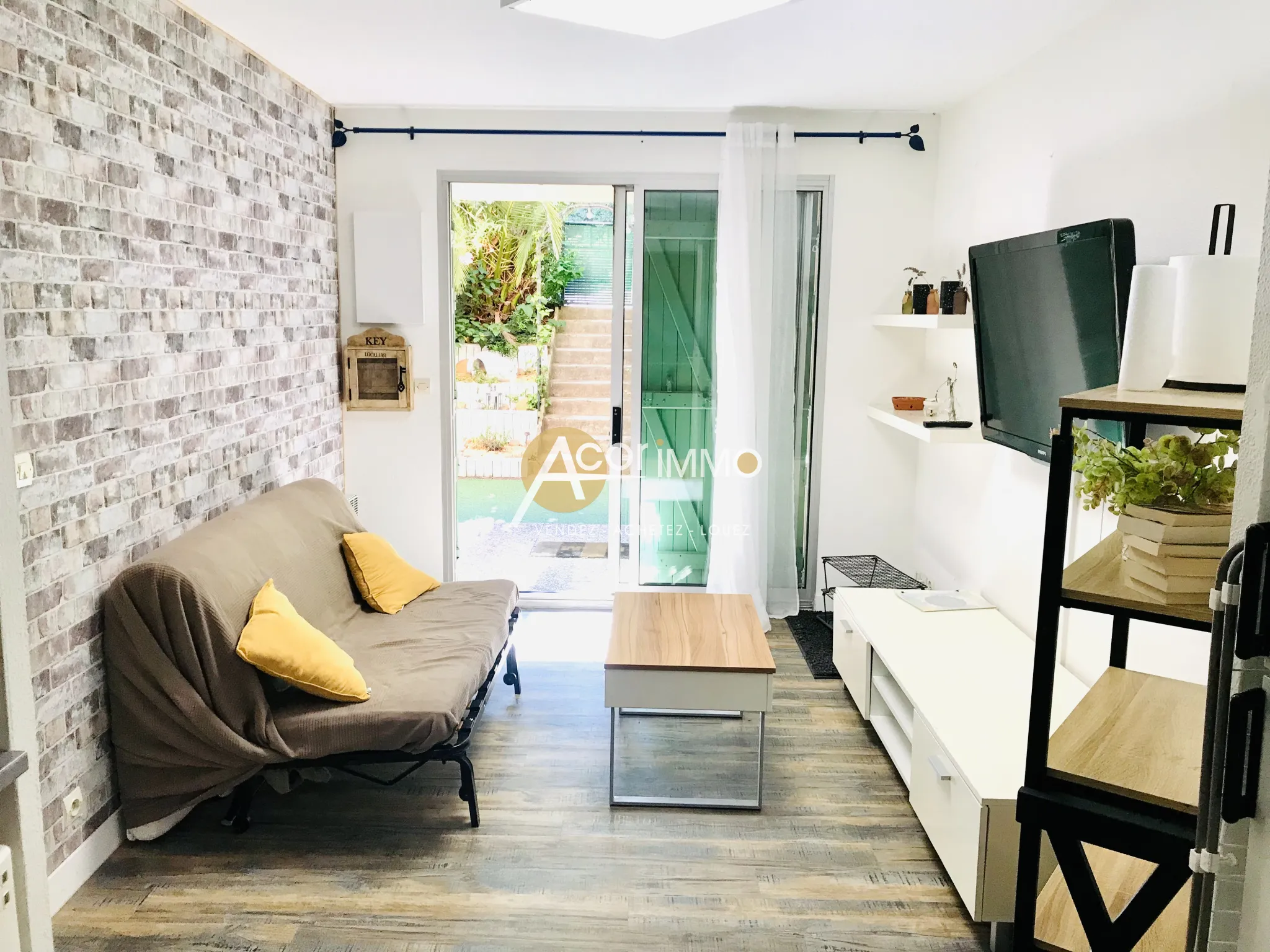 Rez-de-jardin de 30m² à La Seyne sur Mer avec terrasse et parking 