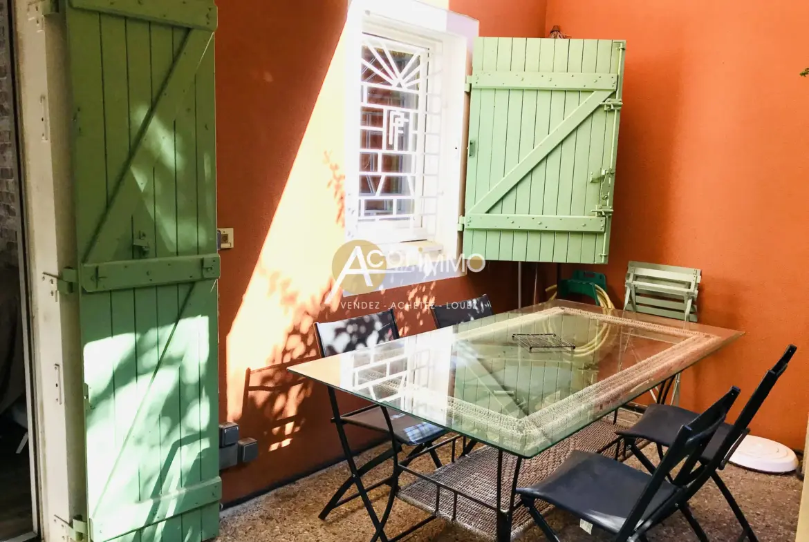 Rez-de-jardin de 30m² à La Seyne sur Mer avec terrasse et parking 