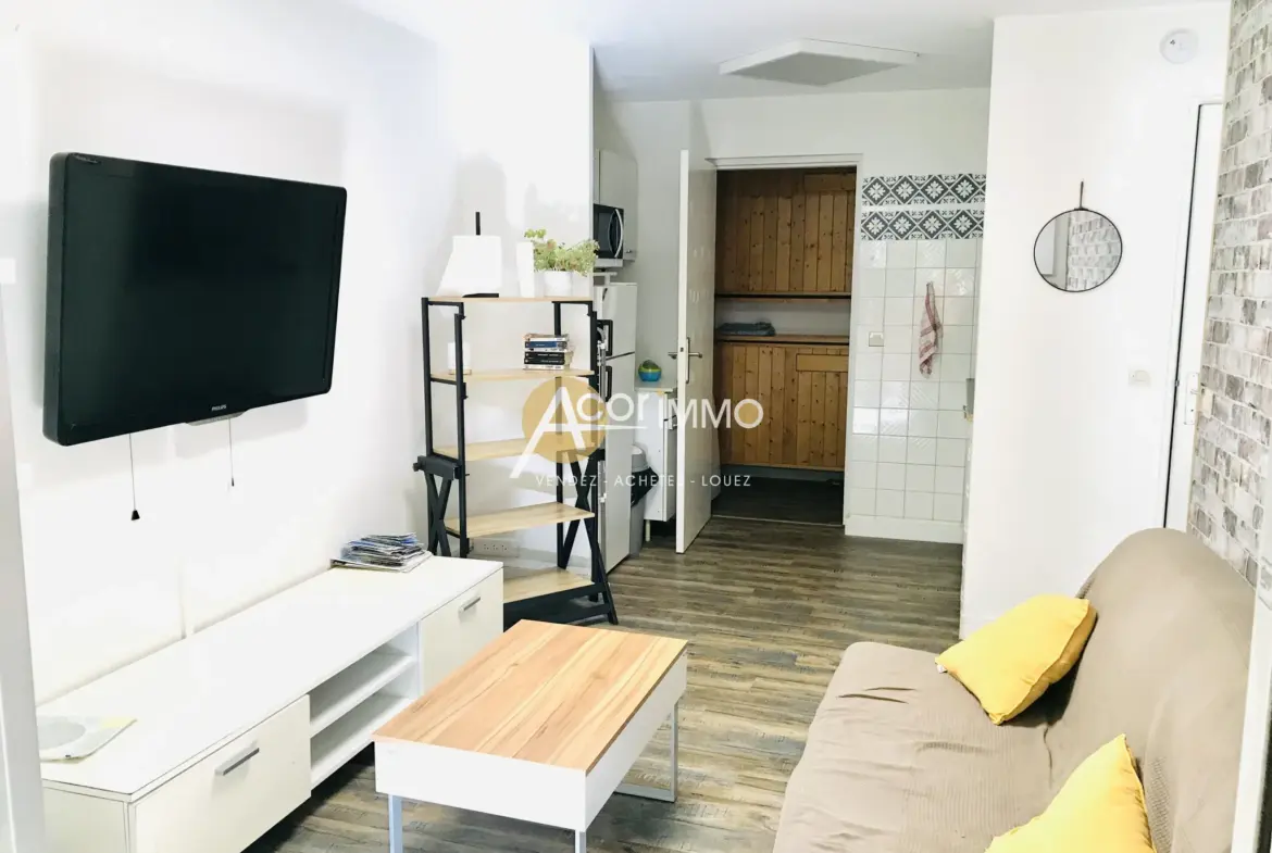 Rez-de-jardin de 30m² à La Seyne sur Mer avec terrasse et parking 