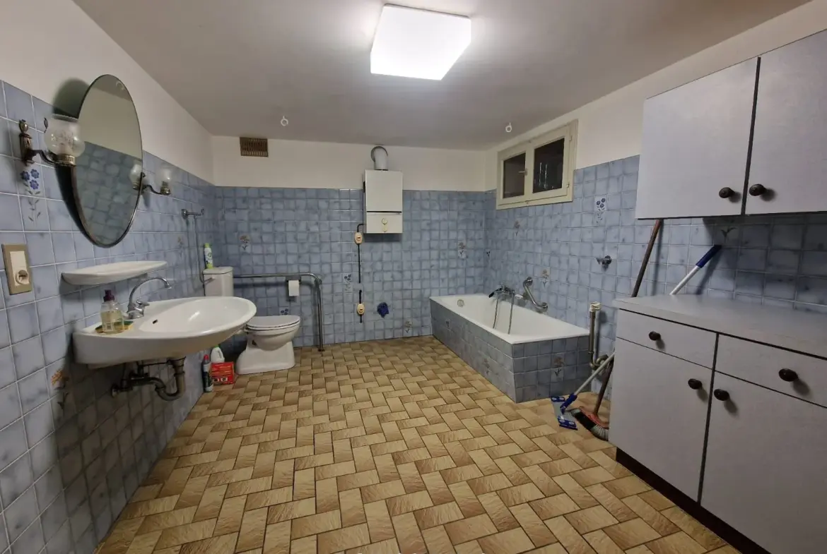 Maison à Heimersdorf en lisière de forêt avec fort potentiel 