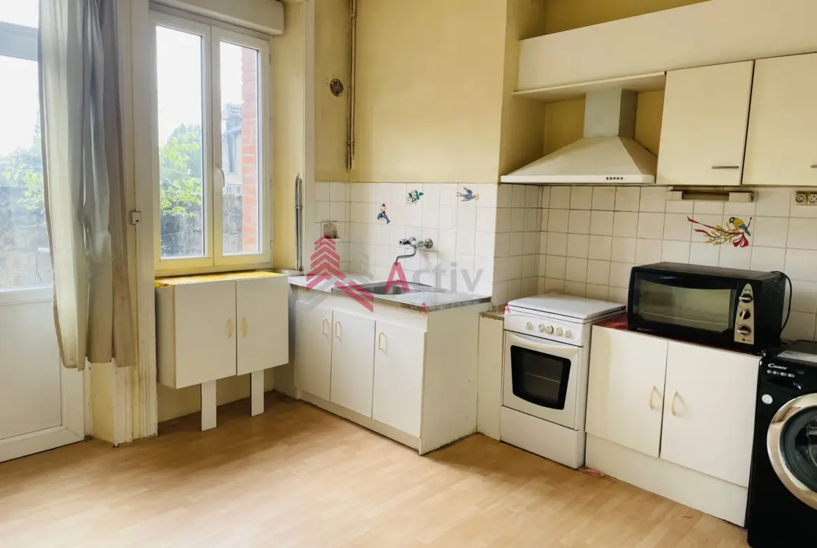 Charmante maison de ville 7 pièces à Plenee-Jugon 