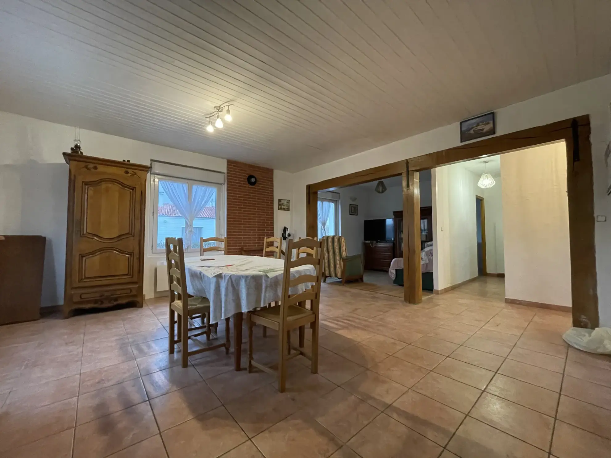 Maison de plain-pied à Beauvoir-sur-Mer - Spacieuse et proche du centre 