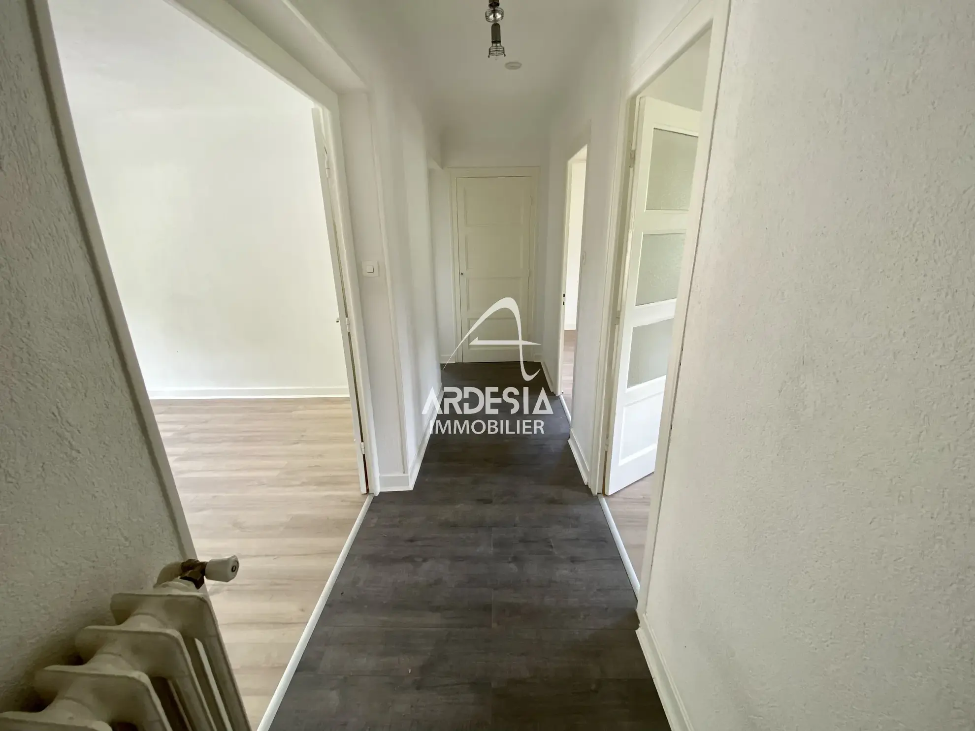 À Vendre : Appartement T3 avec Jardin et Garage à Saint-Julien-Mont-Denis 