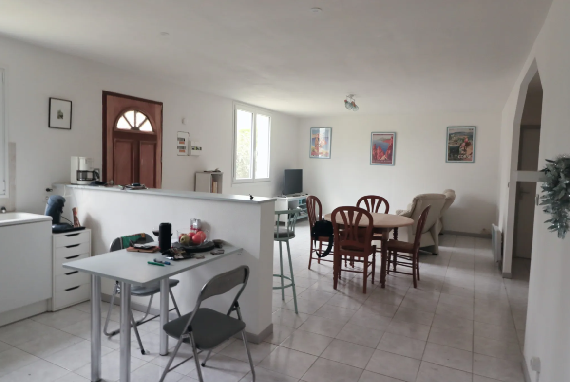 À vendre : Maison de plain-pied à Médis, près de Royan 
