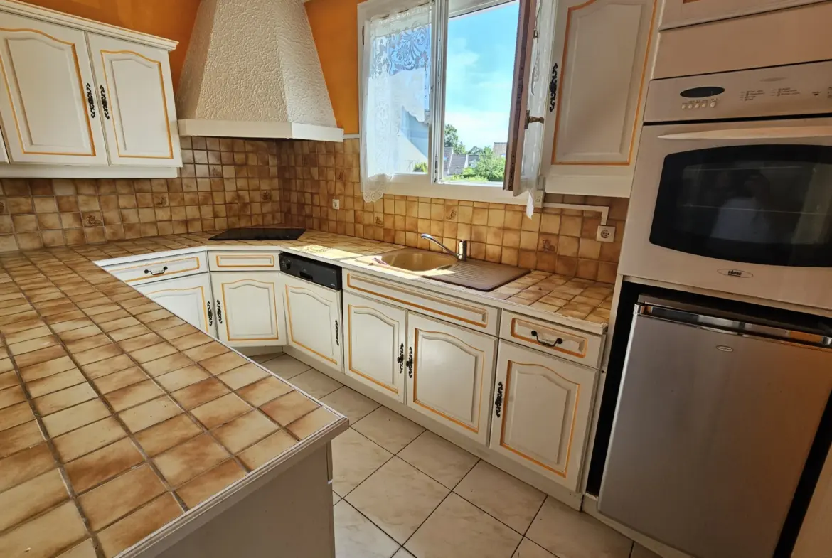 Vente maison 5 pièces 77 m2 à Coubron 