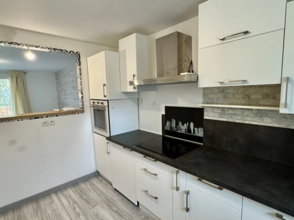 Maison de 90 m² à vendre à Mantes la Ville - 279 000 € 