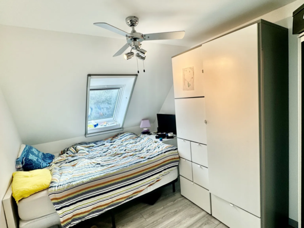Maison de 90 m² à vendre à Mantes la Ville - 279 000 € 