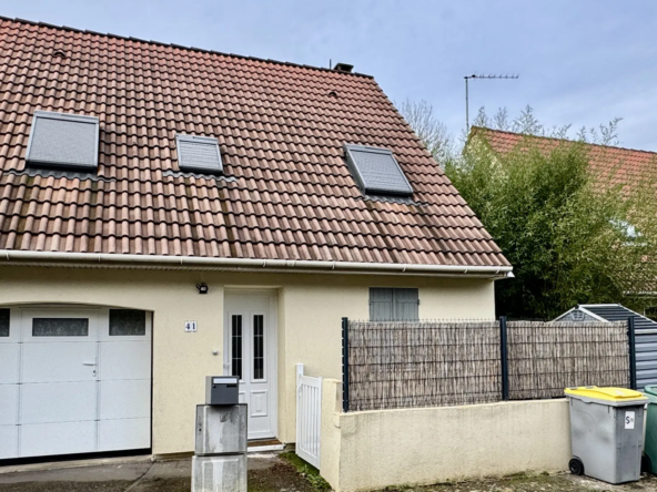Maison de 90 m² à vendre à Mantes la Ville - 279 000 € 