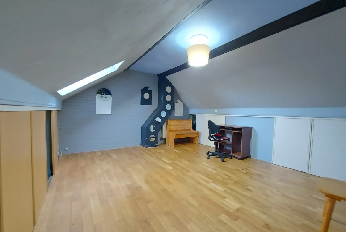Maison à vendre à Mantes-La-Jolie - 95 m² avec jardin et terrasse 