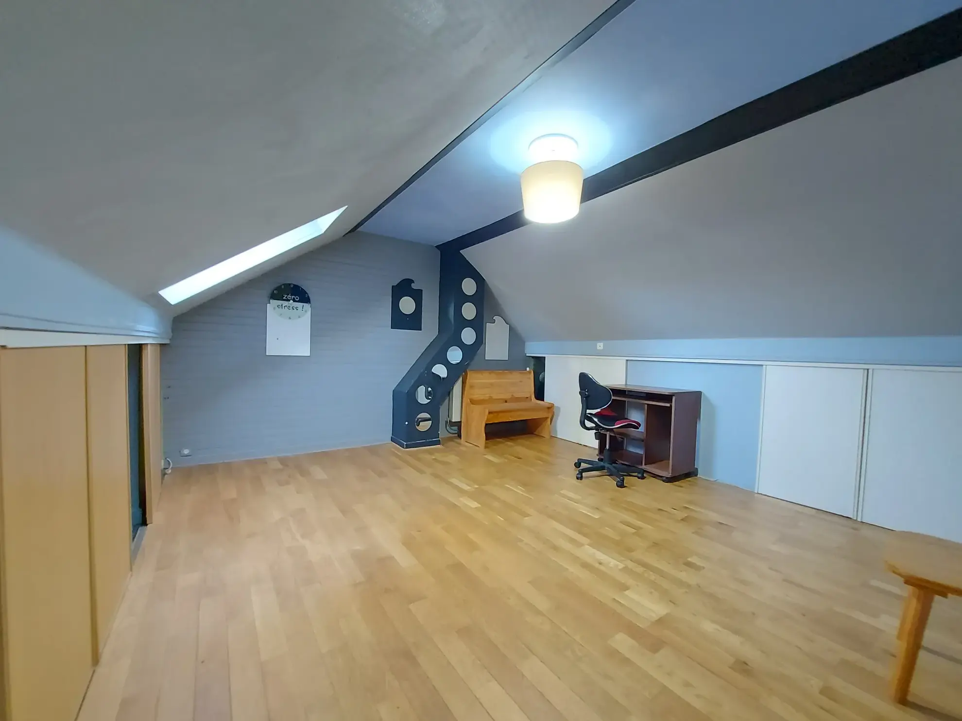 Maison à vendre à Mantes-La-Jolie - 95 m² avec jardin et terrasse 