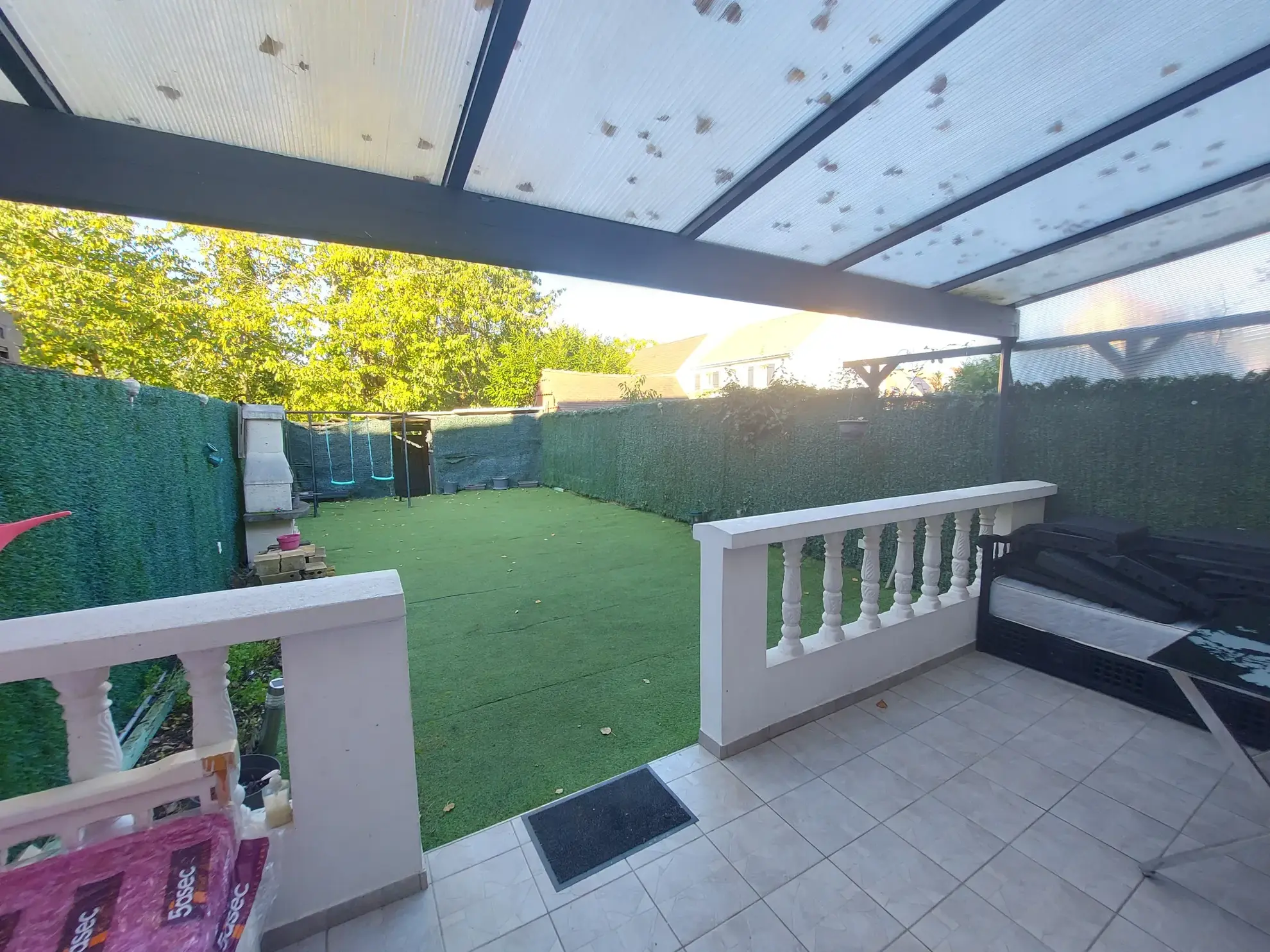 Maison à vendre à Mantes-La-Jolie - 95 m² avec jardin et terrasse 