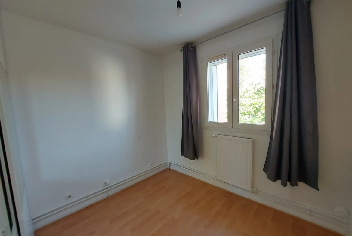 Maison à vendre à Mantes-La-Jolie - 95 m² avec jardin et terrasse 