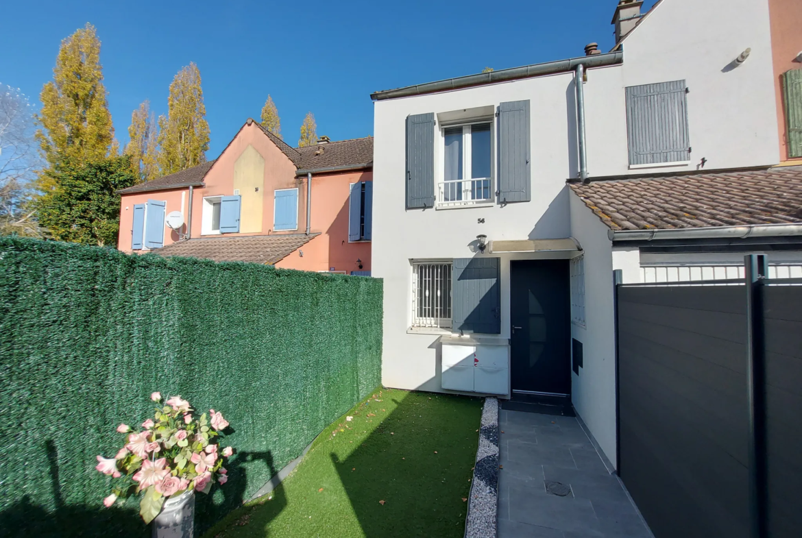 Maison à vendre à Mantes-La-Jolie - 95 m² avec jardin et terrasse 