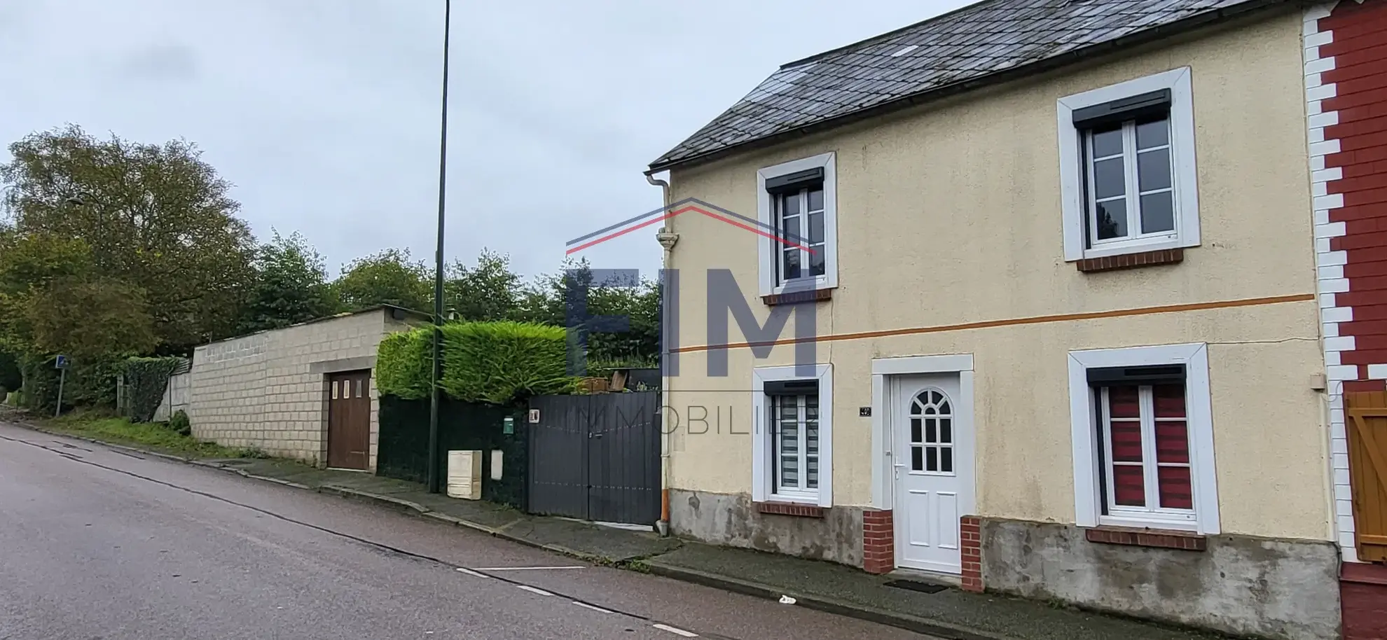 Maison à vendre à Envermeu - 3 chambres avec garage 