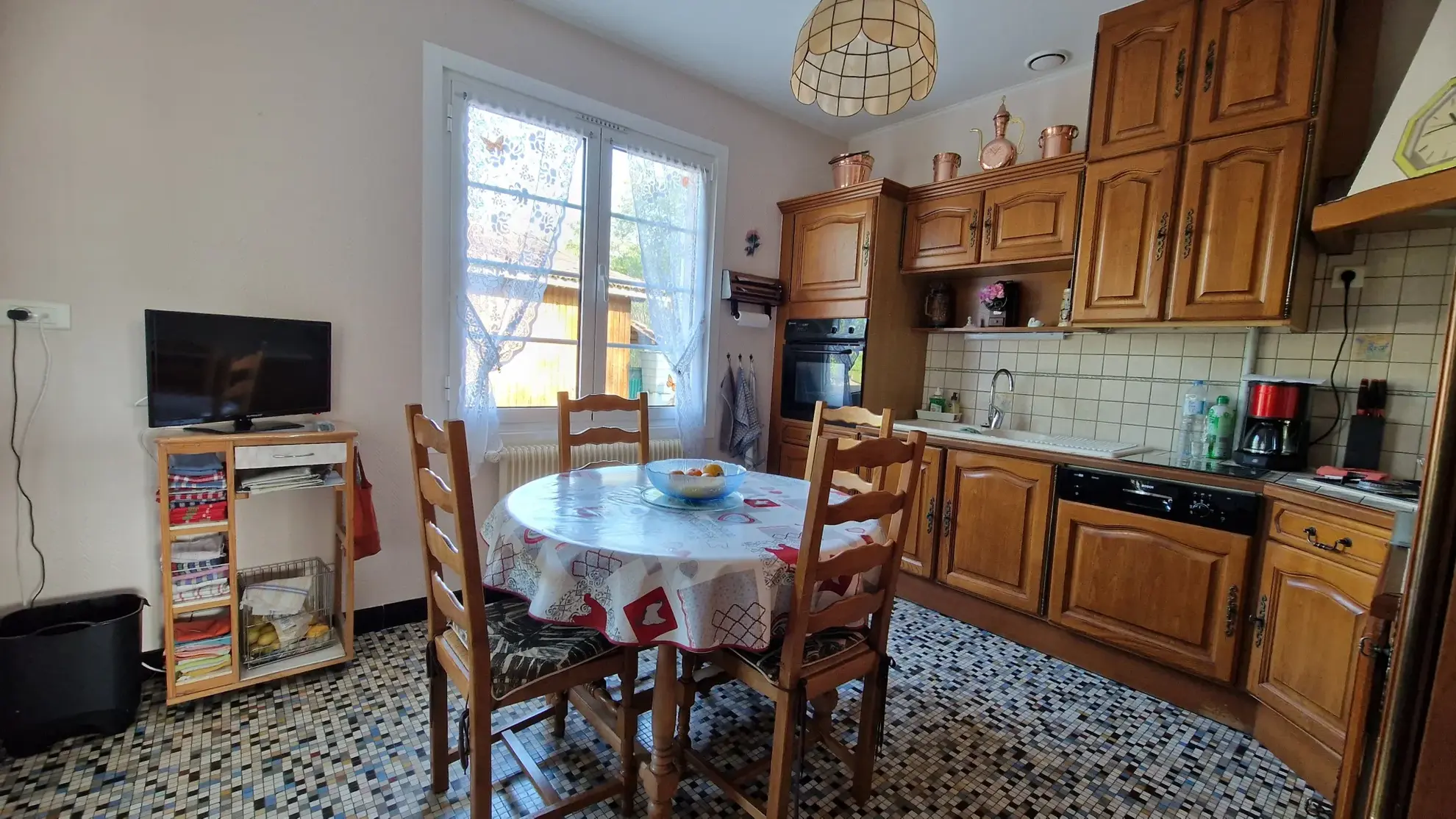 Maison à vendre à Saint-Symphorien avec 3 chambres et jardin 