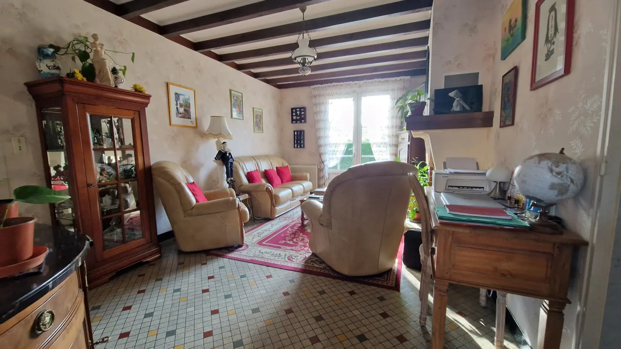 Maison à vendre à Saint-Symphorien avec 3 chambres et jardin 