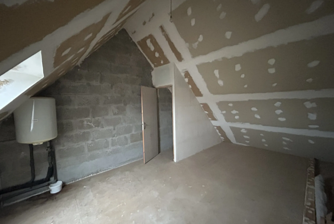 Maison de 115 m² à vendre à Saint-Barthélemy, 3 chambres, garage et jardin 