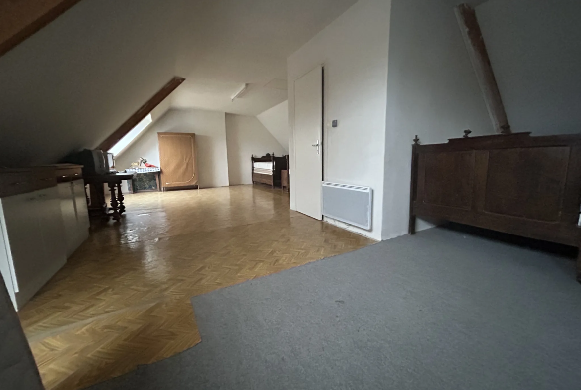 Maison de 115 m² à vendre à Saint-Barthélemy, 3 chambres, garage et jardin 