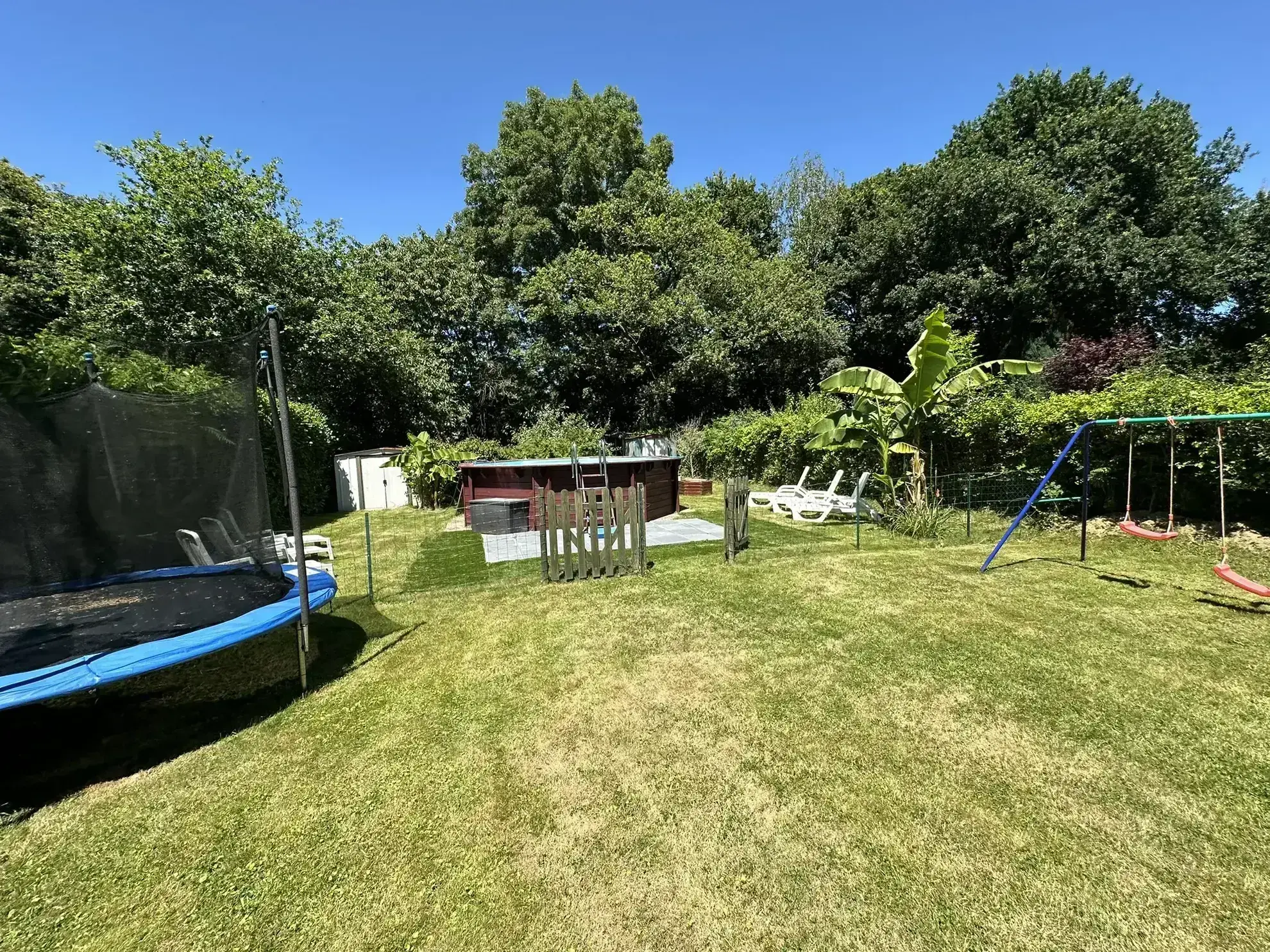 Maisons du 19e siècle à Plumeliau avec jardin 