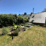 Maisons du 19e siècle à Plumeliau avec jardin