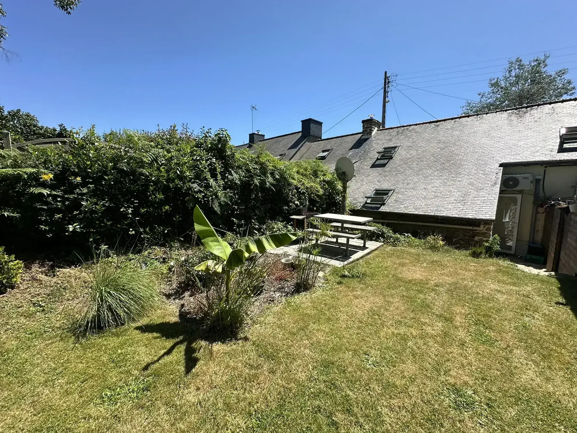 Maisons du 19e siècle à Plumeliau avec jardin 