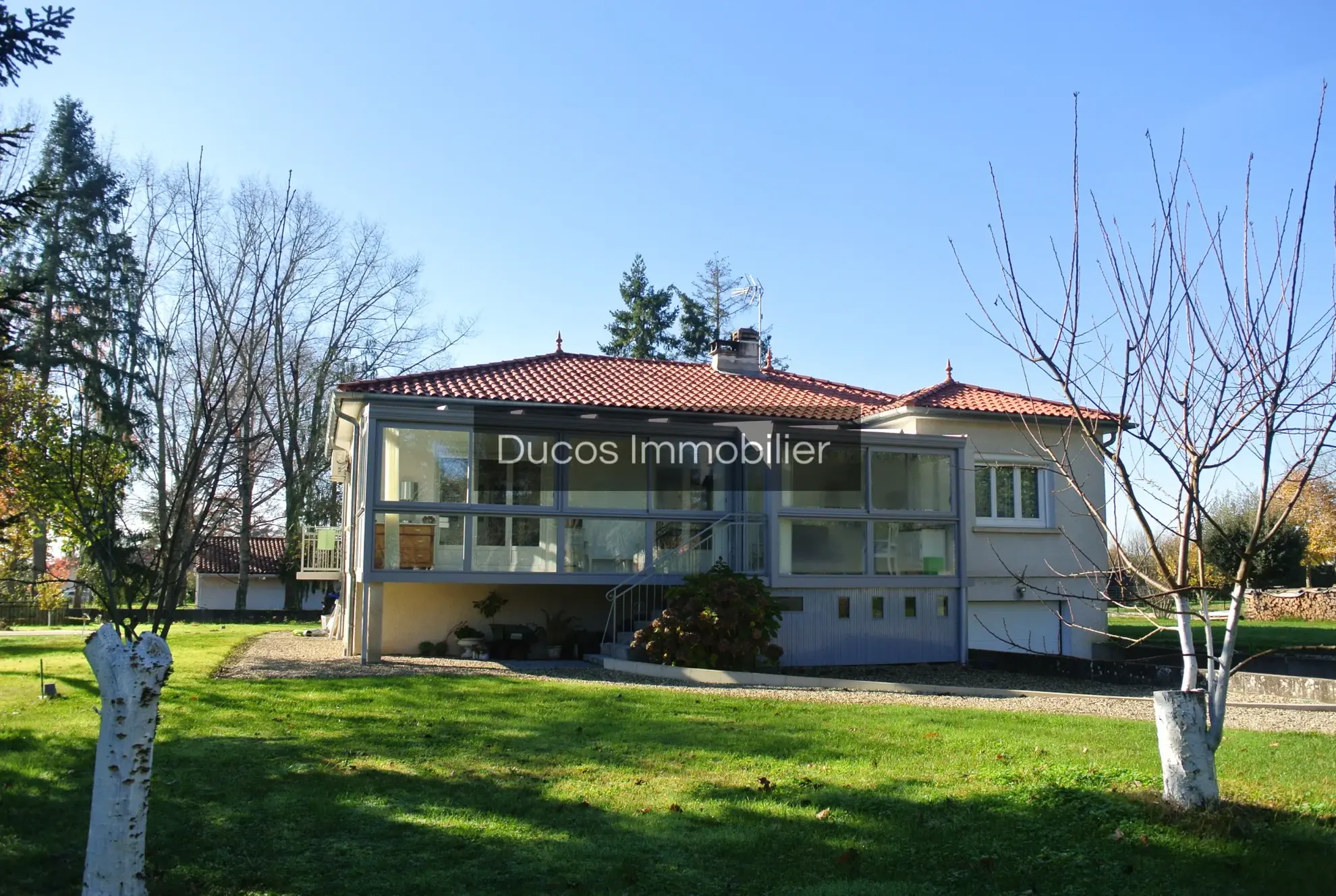 Maison rénovée sur sous-sol avec parc à Marmande 
