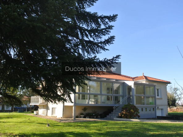 Maison rénovée sur sous-sol avec parc à Marmande