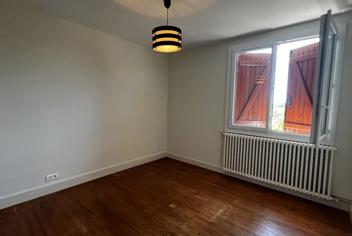 Maison à vendre à Bazas - 3 chambres et bureau 