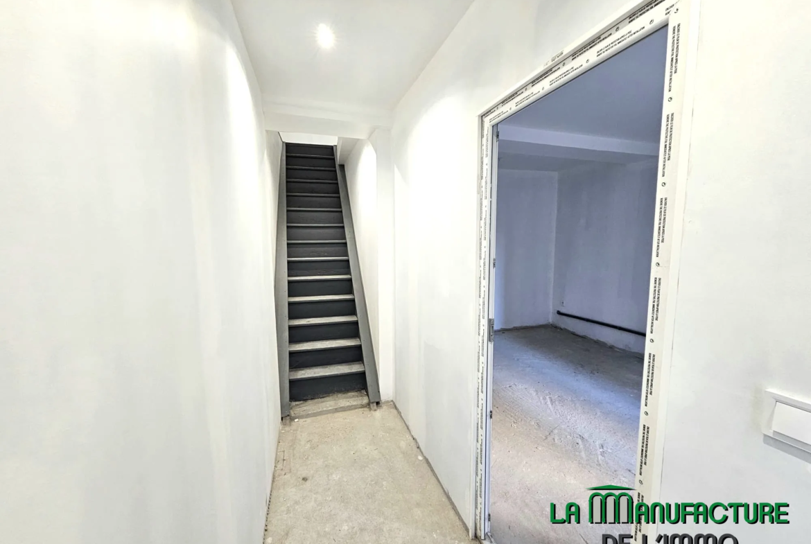 Petit Immeuble de 2 Logements à Fraisses - Idéal Investisseurs 