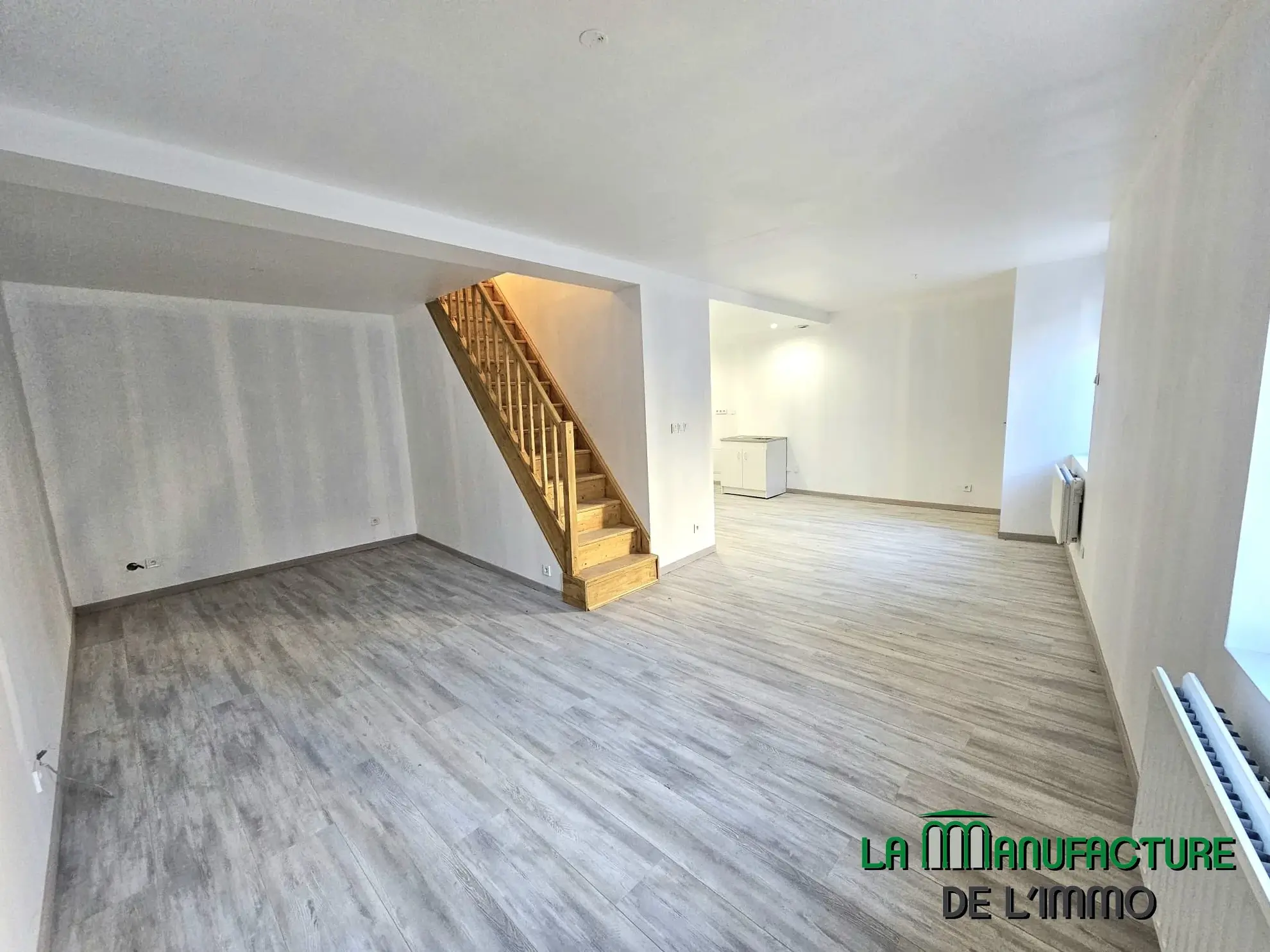 Petit Immeuble de 2 Logements à Fraisses - Idéal Investisseurs 