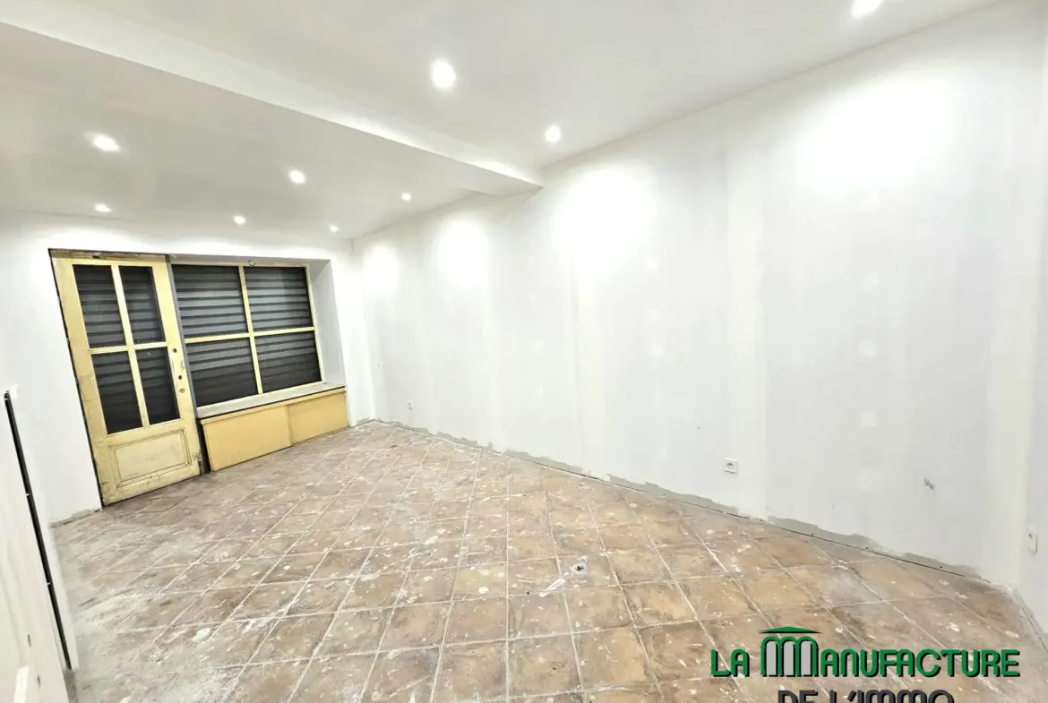 Petit Immeuble de 2 Logements à Fraisses - Idéal Investisseurs 