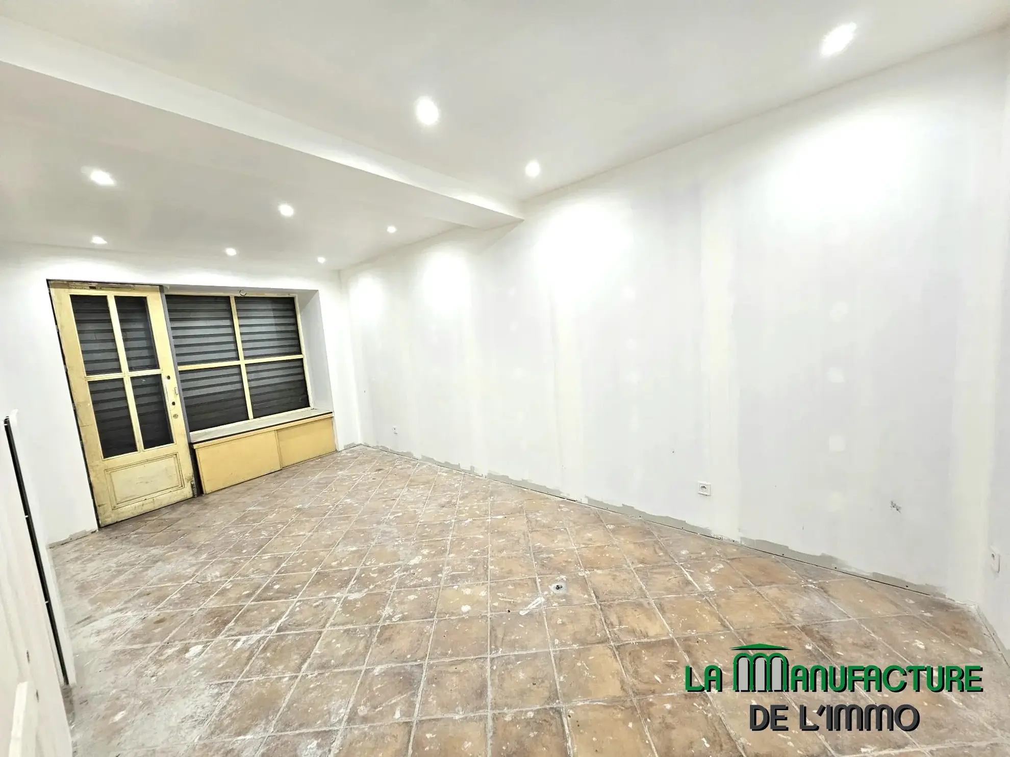 Petit Immeuble de 2 Logements à Fraisses - Idéal Investisseurs 