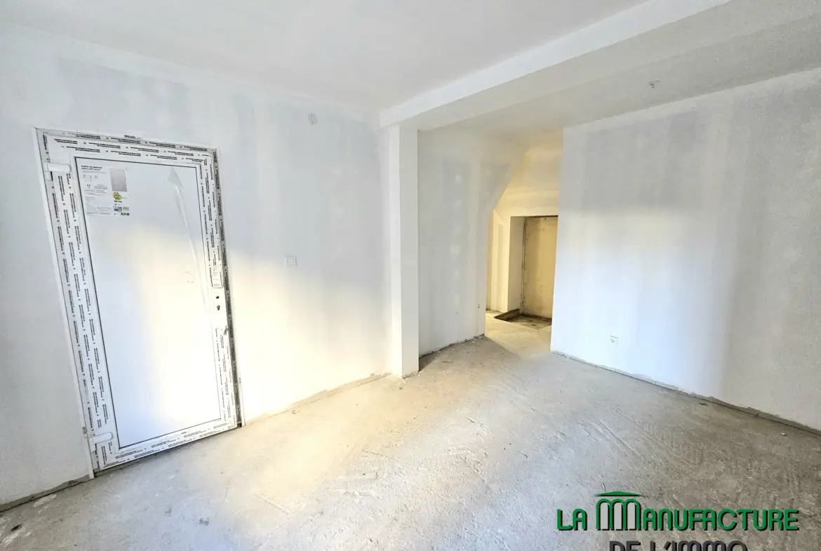 Petit Immeuble de 2 Logements à Fraisses - Idéal Investisseurs 