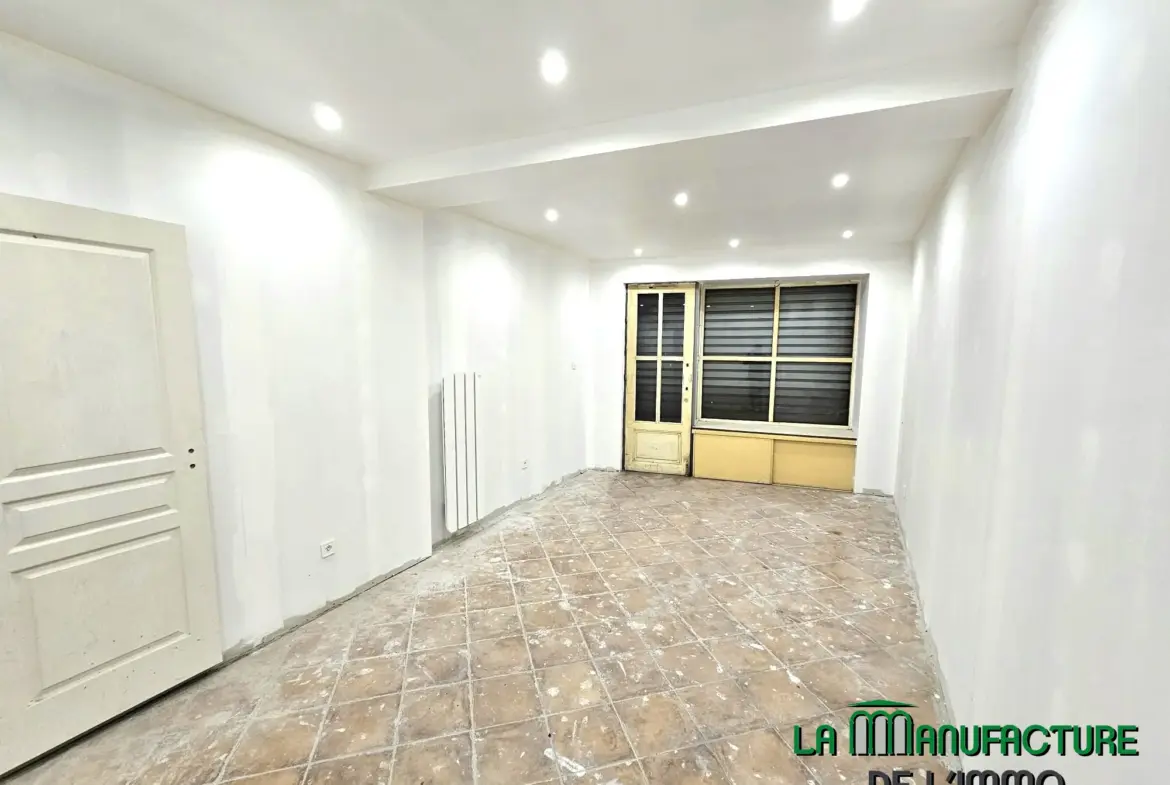 Petit Immeuble de 2 Logements à Fraisses - Idéal Investisseurs 