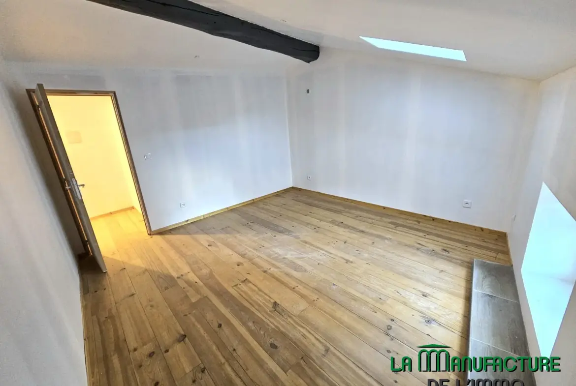 Petit Immeuble de 2 Logements à Fraisses - Idéal Investisseurs 