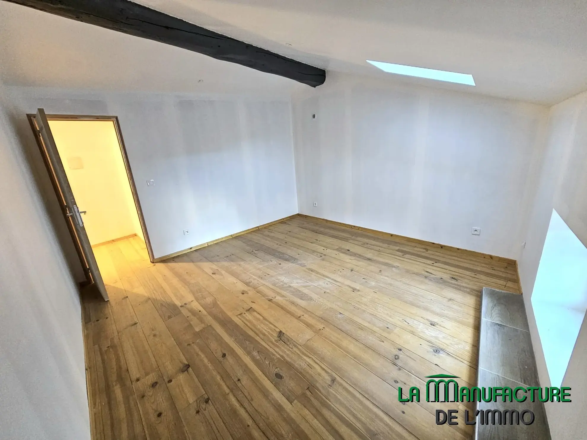 Petit Immeuble de 2 Logements à Fraisses - Idéal Investisseurs 