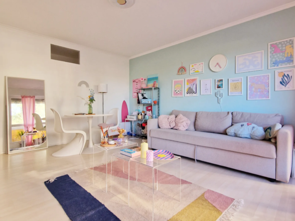 Appartement T3 rénové avec grand balcon au Bouscat