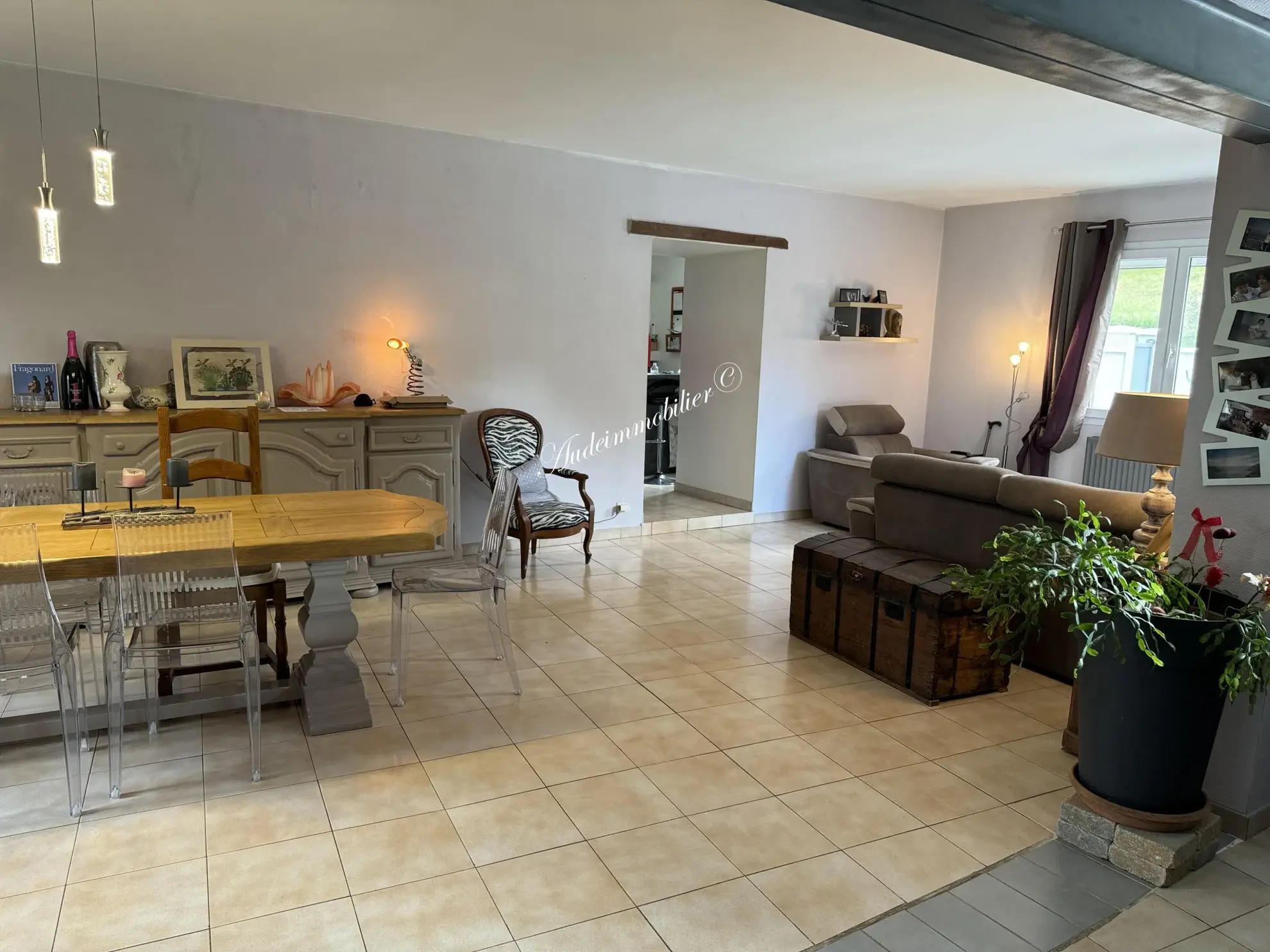 Maison avec jardin, piscine et dépendance à Belcastel et Buc 
