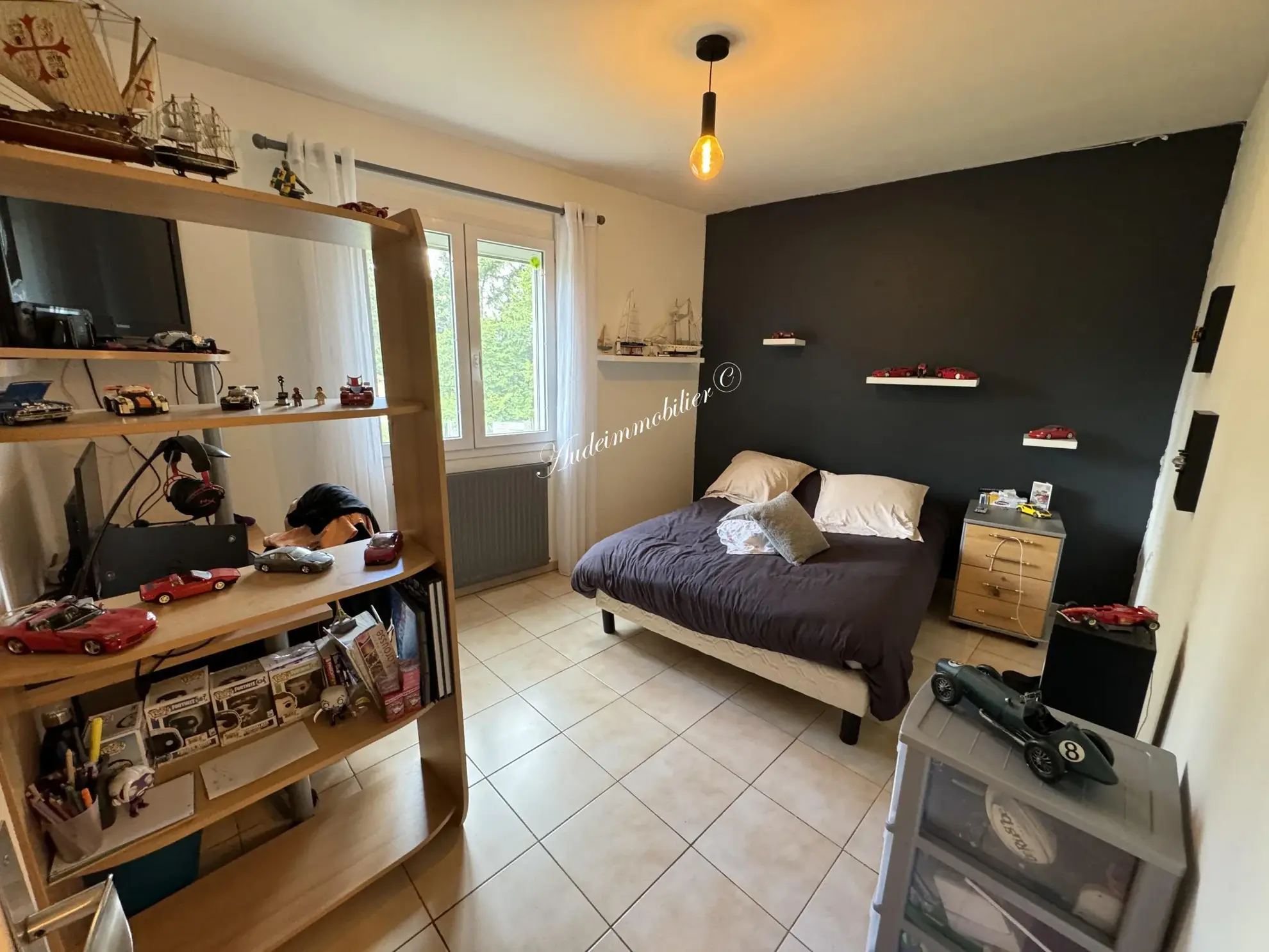 Maison avec jardin, piscine et dépendance à Belcastel et Buc 