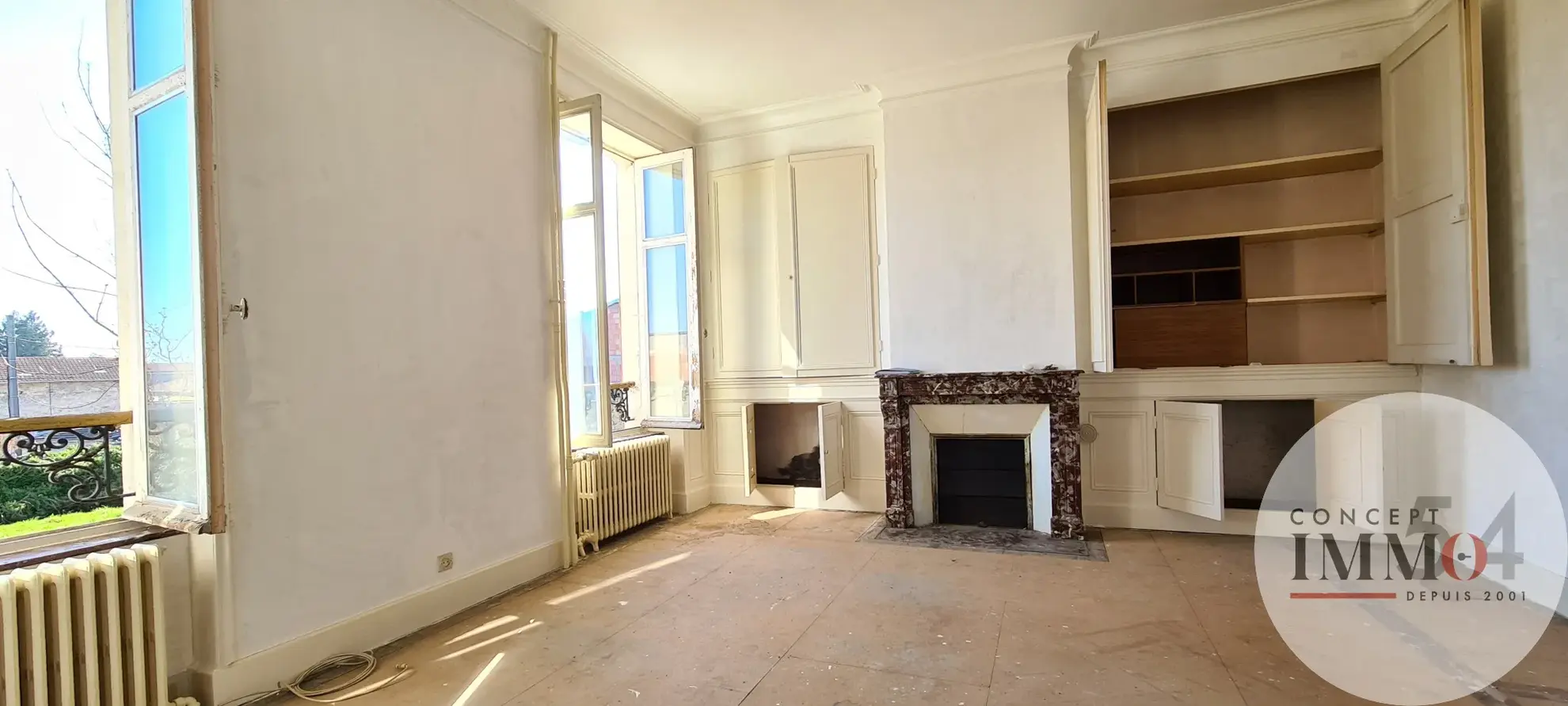 Maison spacieuse à Toul - 7 pièces - 230 000 € 
