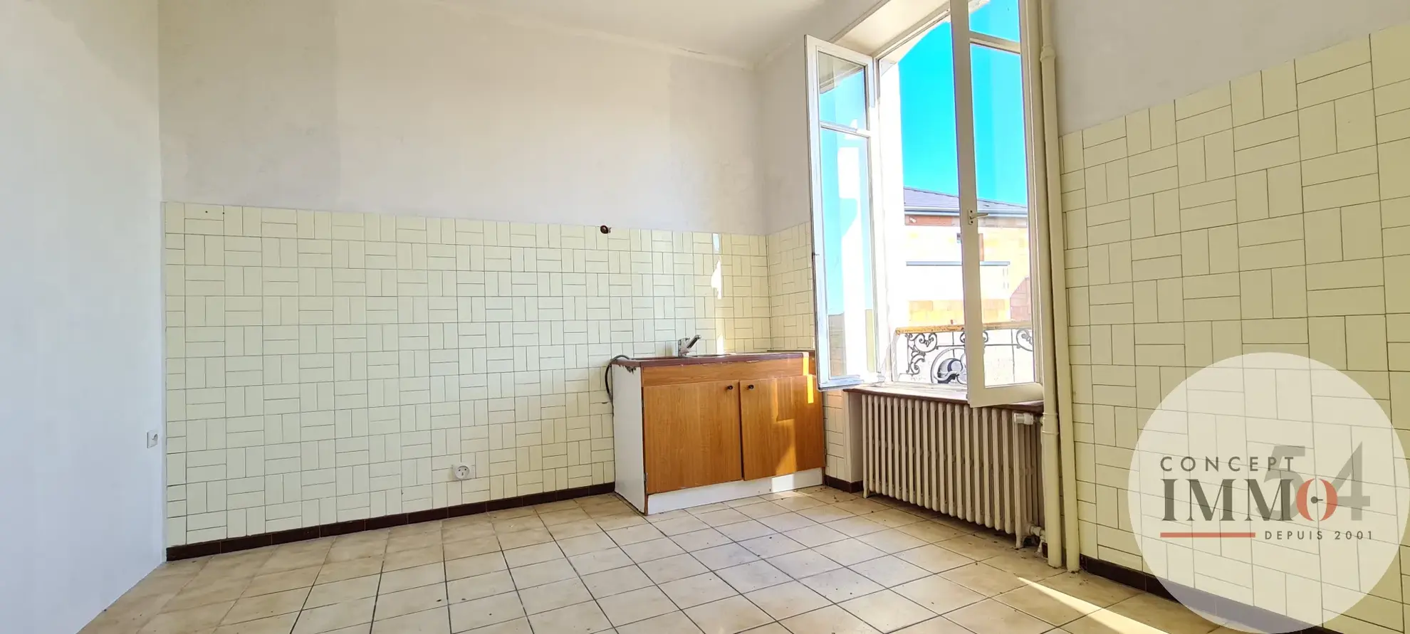 Maison spacieuse à Toul - 7 pièces - 230 000 € 
