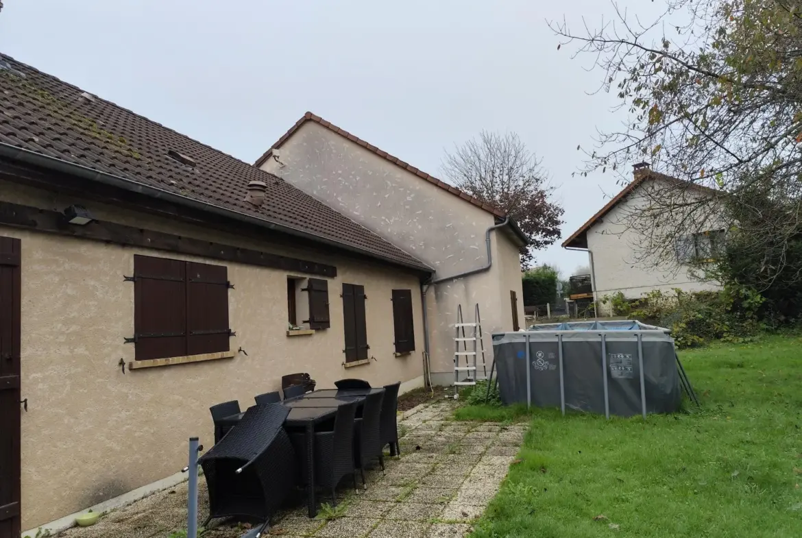 Maison spacieuse 6 chambres à La Fermeté 