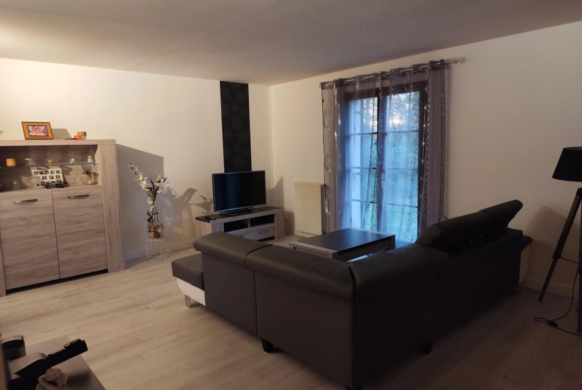 Maison spacieuse 6 chambres à La Fermeté 