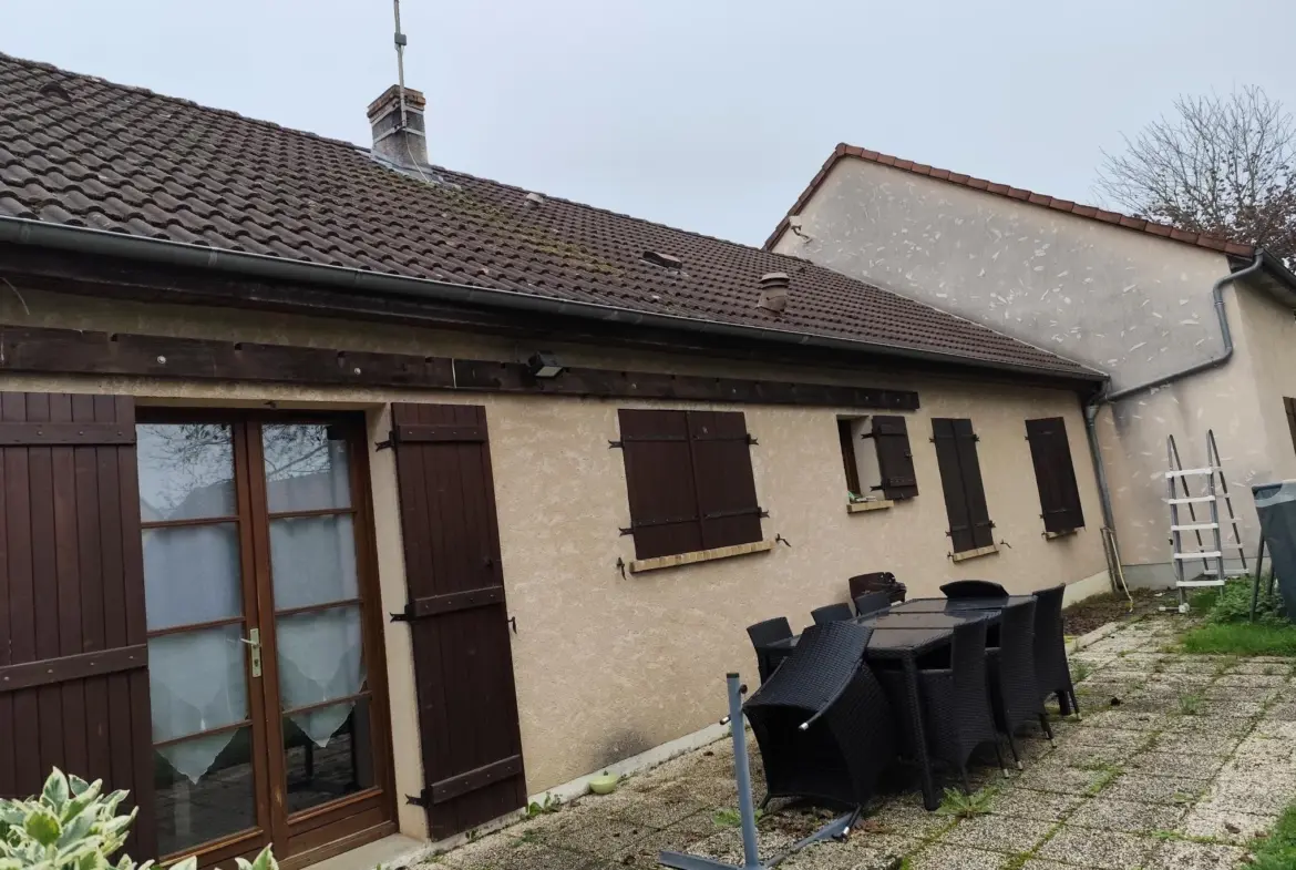 Maison spacieuse 6 chambres à La Fermeté 