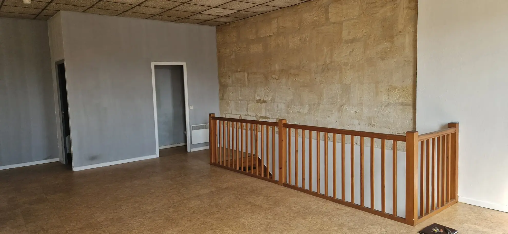 Bel immeuble ancien à Arcins - Vendus libres de locataires 