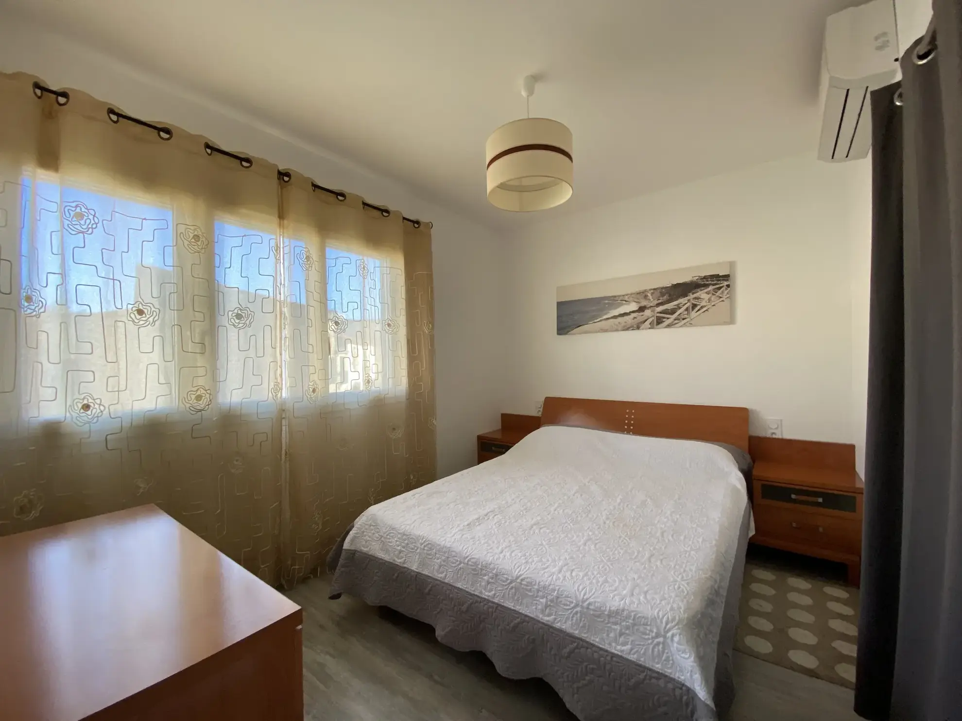 À Vendre: Maison 3 Pièces avec Jardin et Stationnements à Vias 