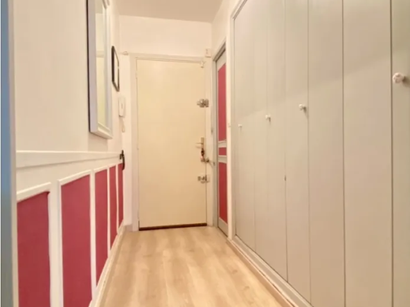 Studio Rénové à Bandol - 28 m² au Calme 