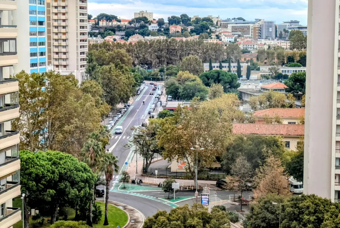 Vente Appartement T5 110 m² avec Terrasse à Toulon Mayol 