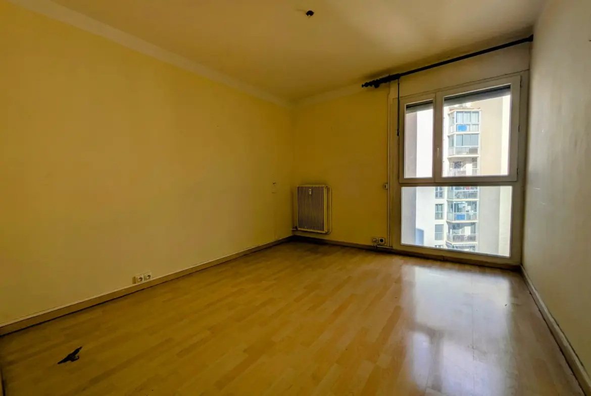 Vente Appartement T5 110 m² avec Terrasse à Toulon Mayol 