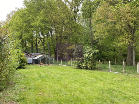 Fermette à vendre à Change - 130 m² - Terrain de 4200 m² 